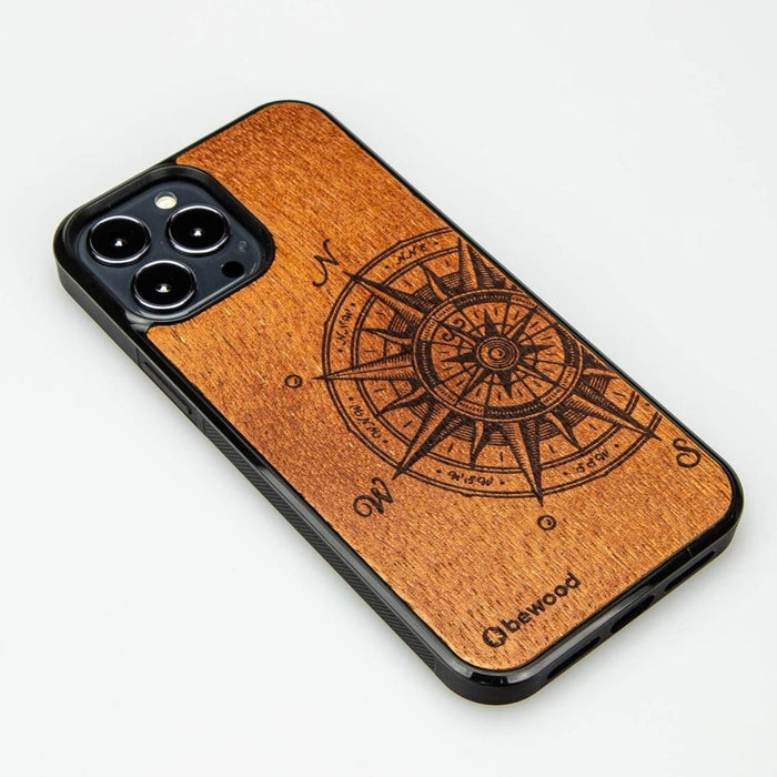 Дървен кейс Bewood Traveler Merbau за iPhone 13 Pro Max