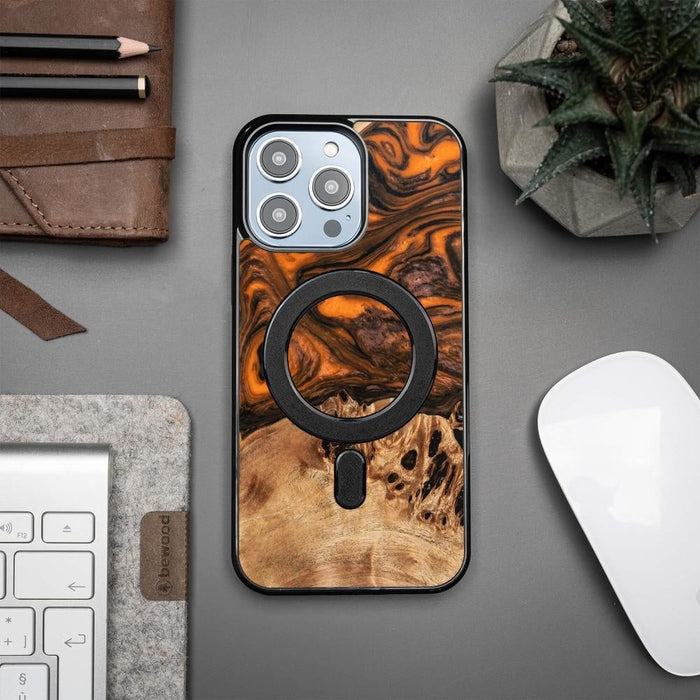 Кейс Bewood Unique Orange за iPhone 14 Pro Max съвместим