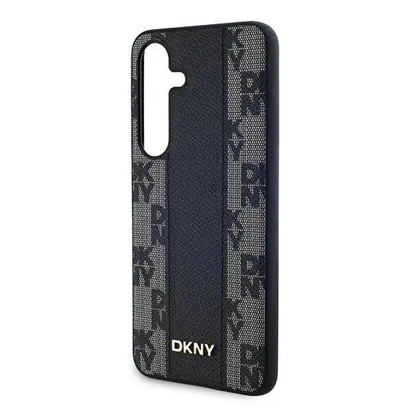 Кейс DKNY Leather Checkered Mono Pattern MagSafe