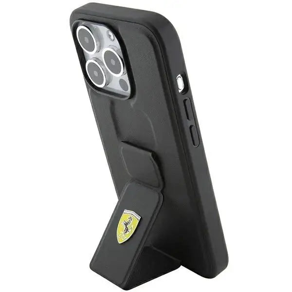 Кейс Ferrari Grip Stand Metal Logo за iPhone 15 Pro черен