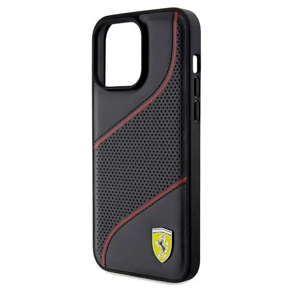 Кейс Ferrari Perforated Waves Metal Logo за iPhone 15