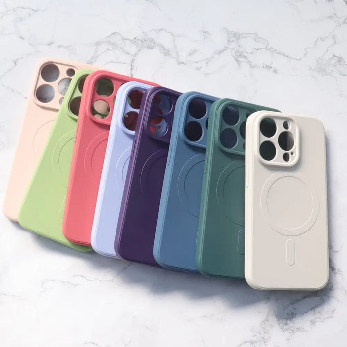 Кейс HQWear Silicone Case MagSafe за iPhone 13 бежов