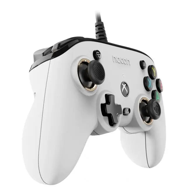 Жичен геймпад Nacon XBox Series Pro Compact White Бял