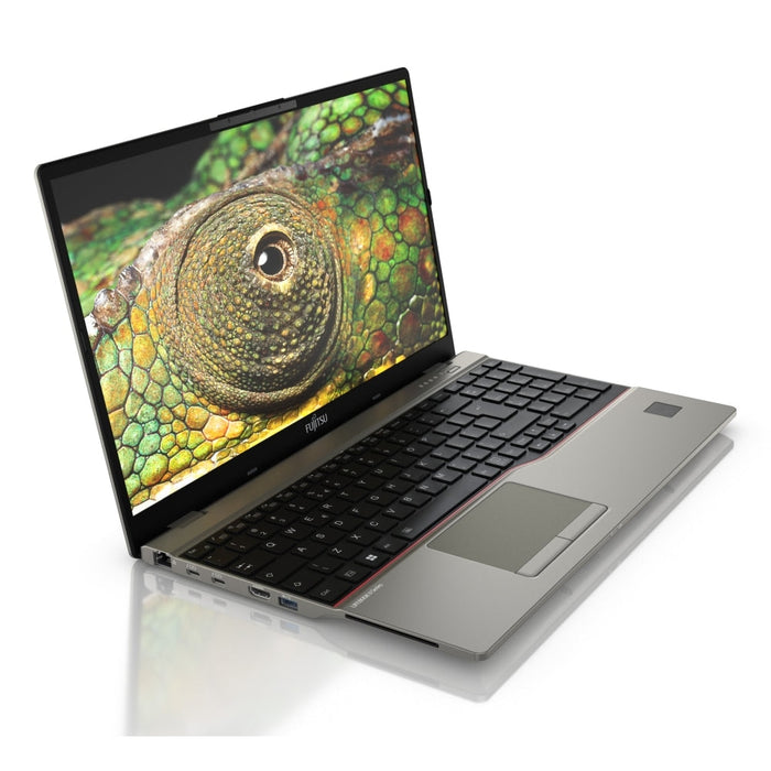 Лаптоп Fujitsu LIFEBOOK U7512 Intel Core i7 - 1270P